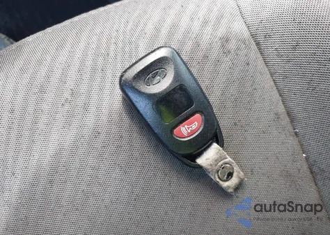 2013 Hyundai Elantra Gls z USA, uszkodzony, nr VIN 5NPDH4AE9DH274172